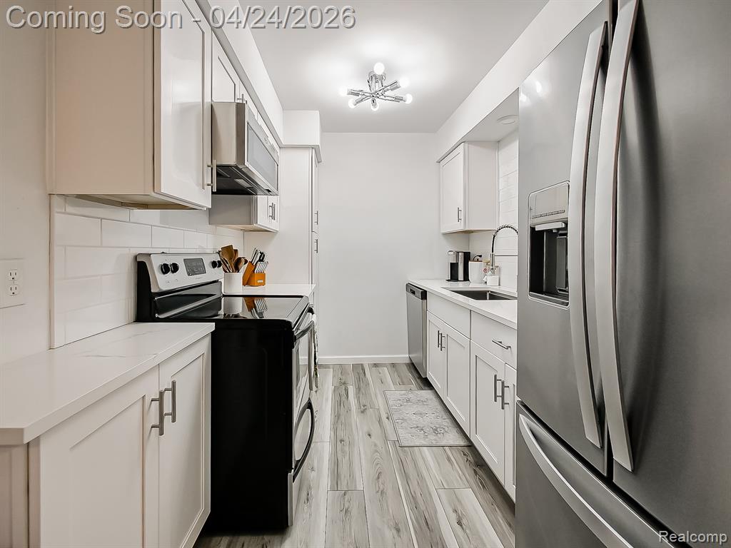 3433 Hillside Drive, 36, Royal Oak, MI 48073 — Photo 6