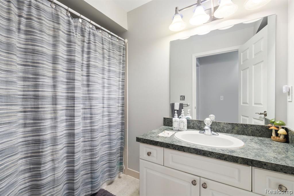 3522 Oakmonte Boulevard, 115, Oakland, MI 48306 — Photo 14