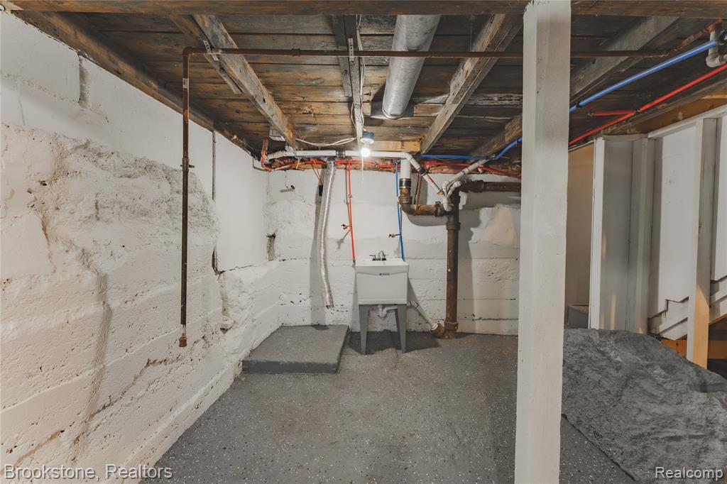 744 Saint Clair Street, Pontiac, MI 48340 — Photo 24