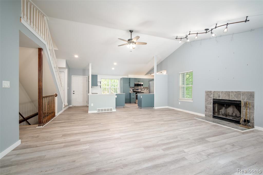 4277 Tux Lane, Milford, MI 48380 — Photo 13