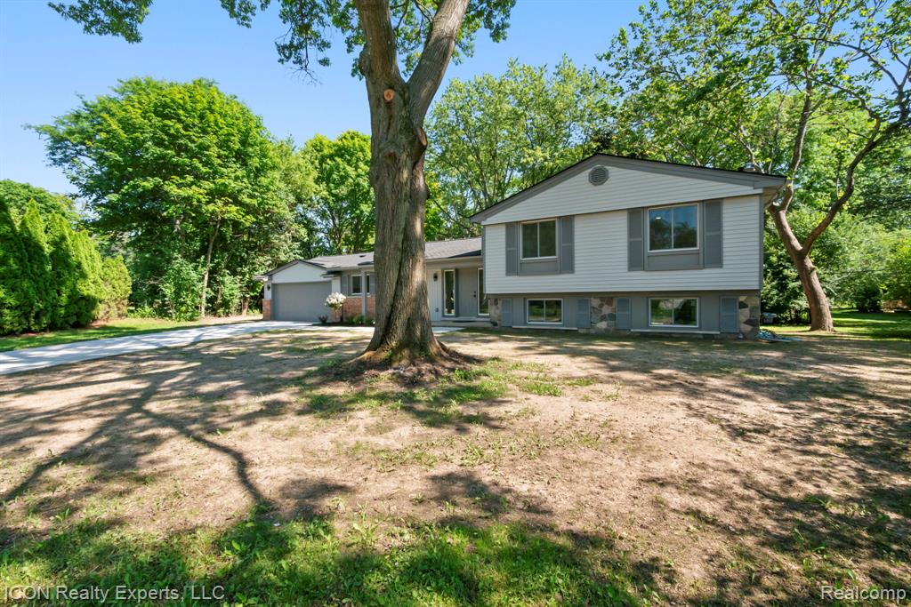 4089 Aberdeen Court, West Bloomfield, MI 48323 — Photo 39
