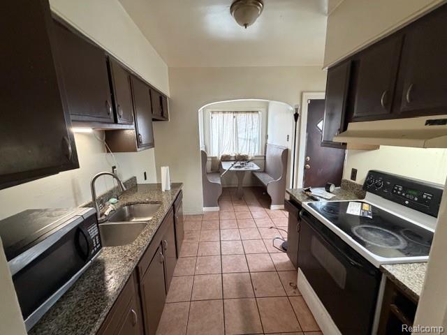 13176 Manor Street, Detroit, MI 48238 — Photo 7