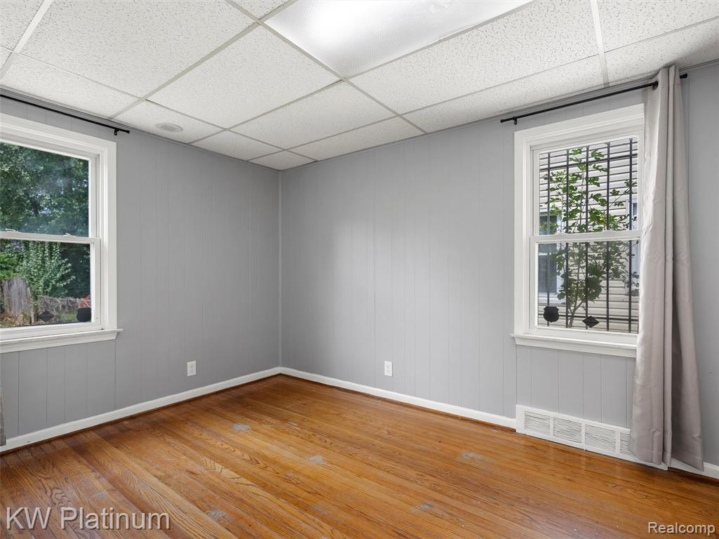 6803 Plainview Avenue, Detroit, MI 48228 — Photo 13