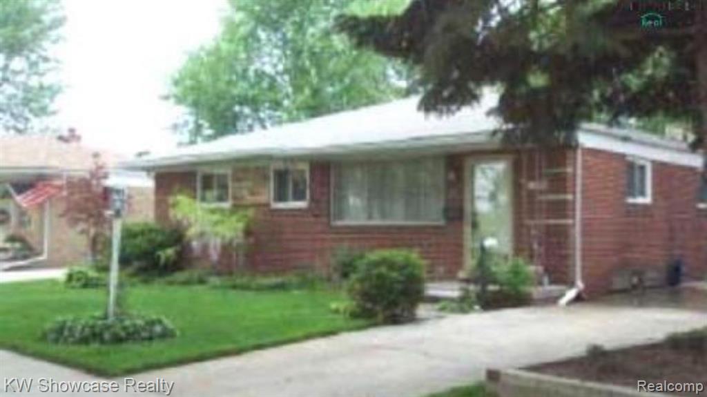 16786 Sprenger Avenue, Eastpointe, MI, 48021