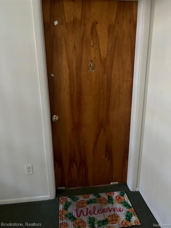 8219 DENWOOD Drive, Sterling Heights, MI 48312 — Photo 6