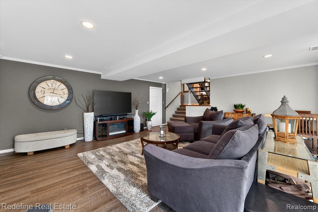 47025 S Chigwidden Drive, Northville, MI 48167 — Photo 24