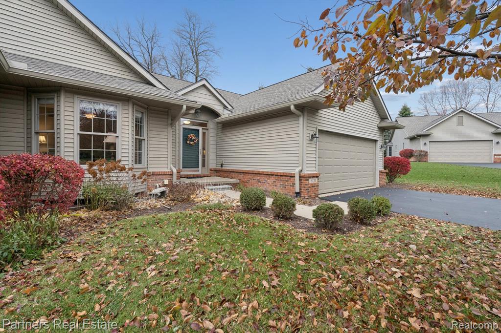 6120 Northridge Hills Drive, Brighton, MI 48116 — Photo 2