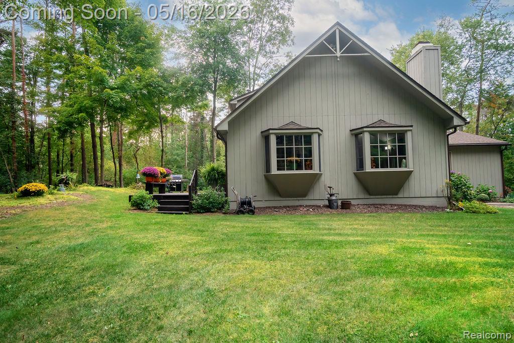 9256 Pine Hill Trail, Fenton, MI 48430 — Photo 5