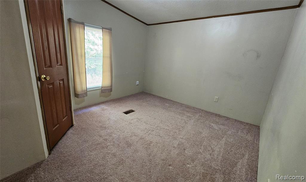 655 Park View, Clio, MI 48420 — Photo 15