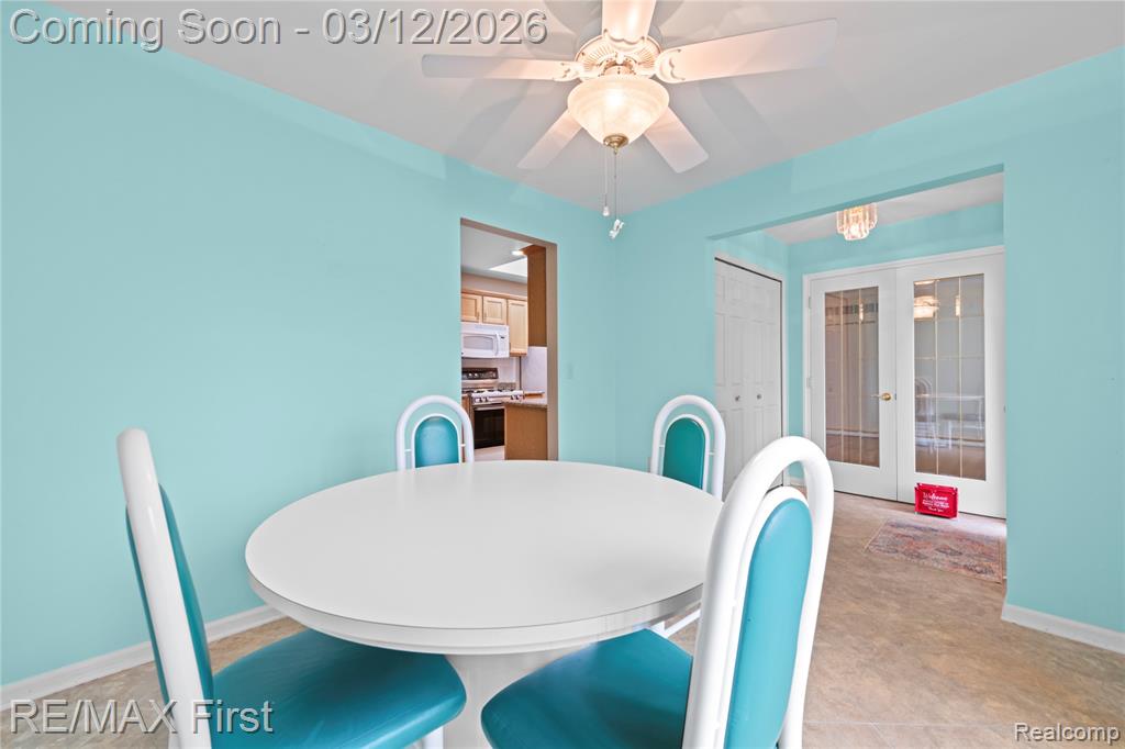 48578 Edgemont Court, Utica, MI 48315 — Photo 12