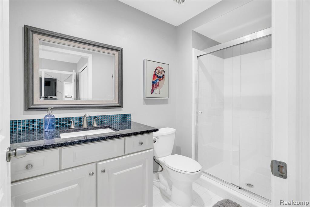 5610 Ortman Drive, Sterling Heights, MI 48314 — Photo 23