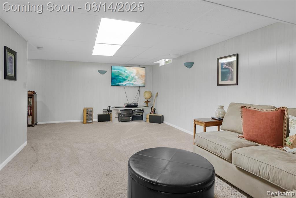 399 Silvervale Drive, Rochester Hills, MI 48309 — Photo 30
