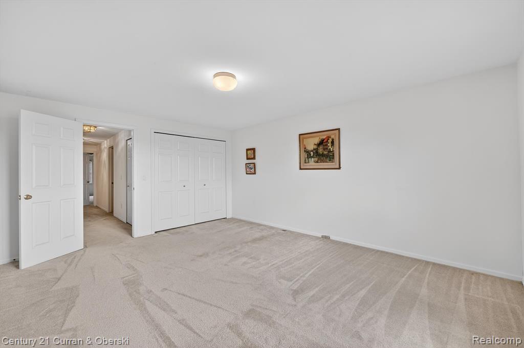 7307 Danbury Drive, West Bloomfield, MI — Photo 30