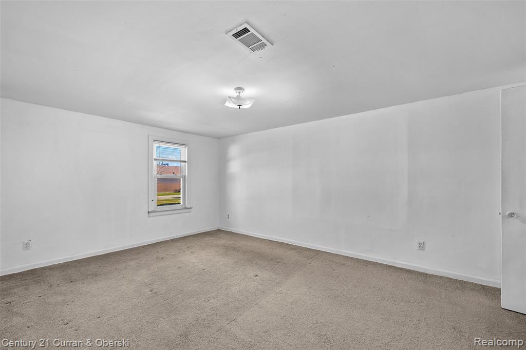 6627 Mayburn Street, Dearborn Heights, MI 48127 — Photo 10