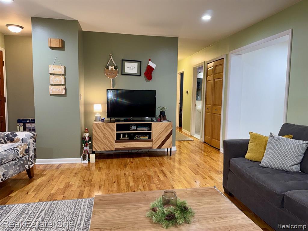 7075 YARMY Drive, Swartz Creek, MI 48473 — Photo 16