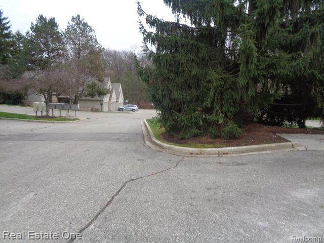 29441 LAUREL Drive, Farmington Hills, MI 48331 — Photo 63