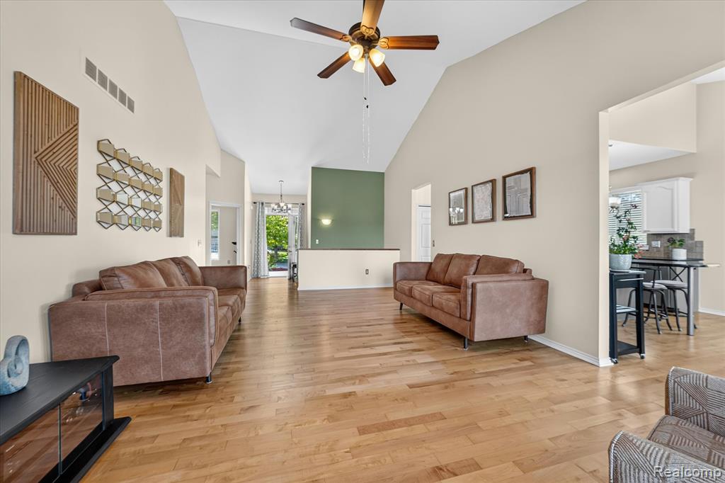 860 Island Lake Drive, Oxford, MI 48371 — Photo 7