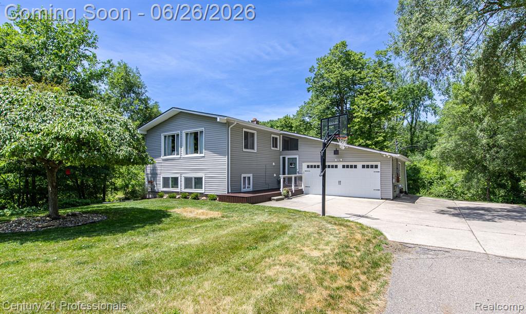 500 Neptune Drive, Ortonville, MI 48462 — Photo 4