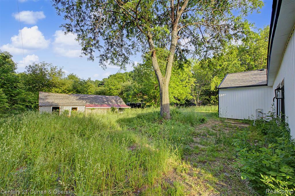 4296 Burgess Road, Pinckney, MI 48169 — Photo 27