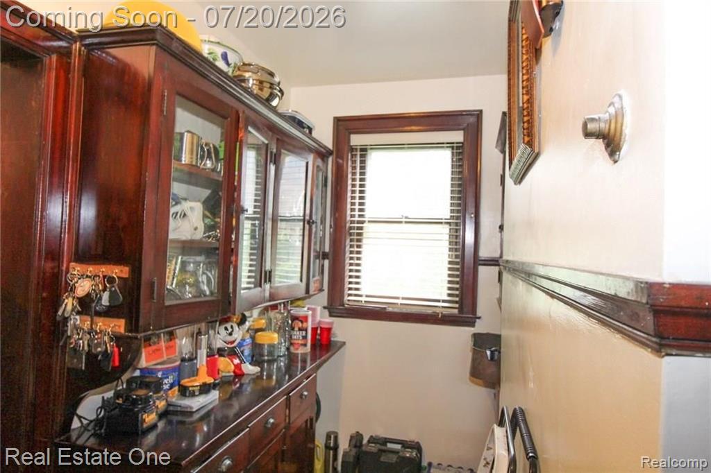 90 EDISON Street, Detroit, MI 48202 — Photo 14