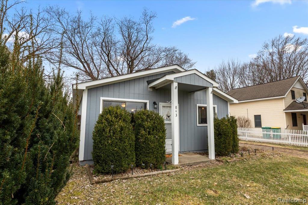843 JEROME Avenue, Ypsilanti, MI 48198 — Photo 2