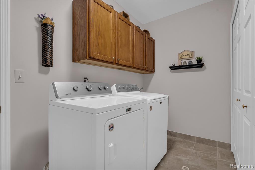 48679 Aberdeen Court, Shelby Twp, MI 48315 — Photo 17