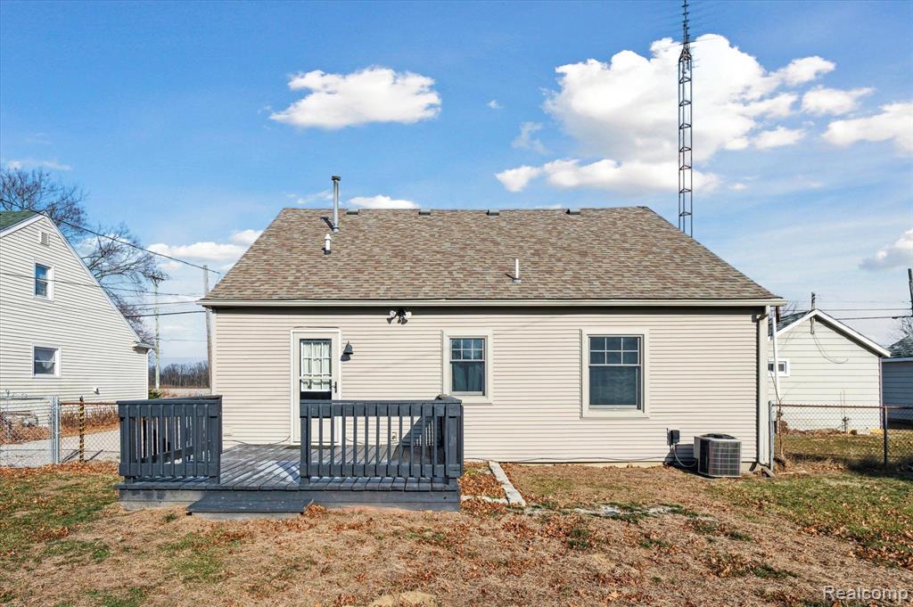 13611 S CUSTER Road Road, Dundee, MI 48131 — Photo 53