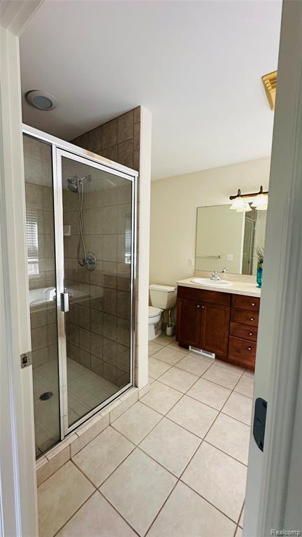 815 CALGARY Street, Auburn Hills, MI 48326 — Photo 24