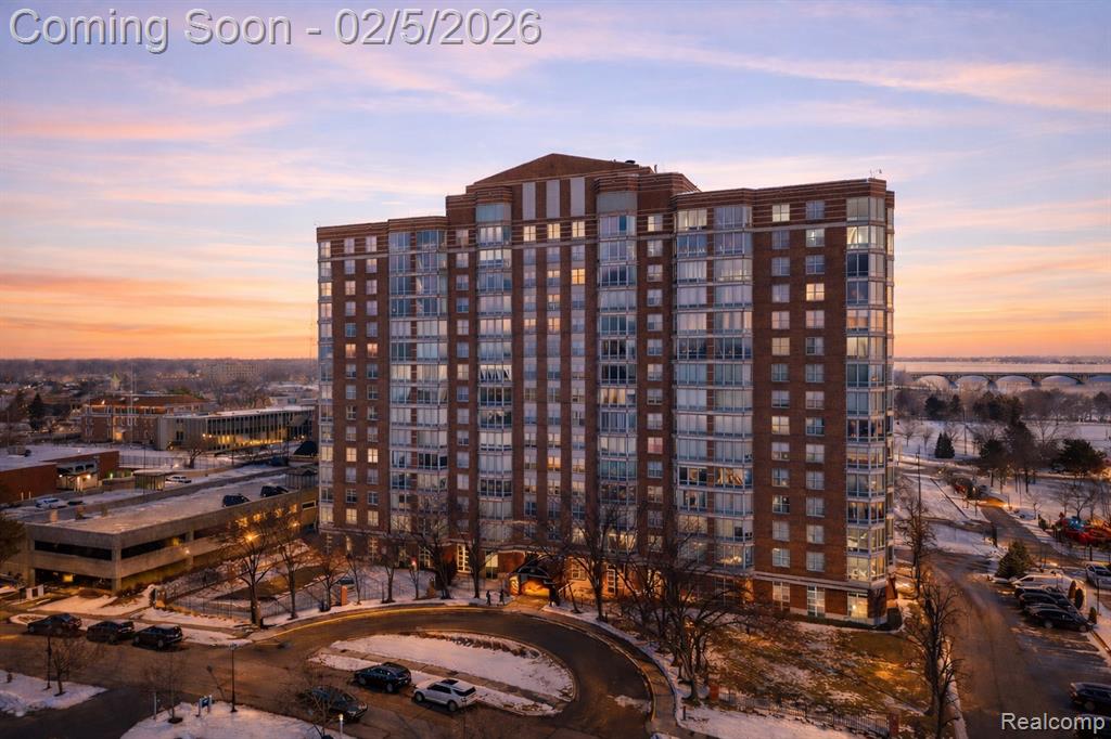 250 E HARBORTOWN Drive, 1405, Detroit, MI 48207 — front exterior
