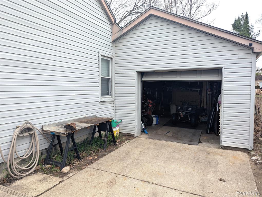 4847 HUNT Street, Wayne, MI 48184 — Photo 4