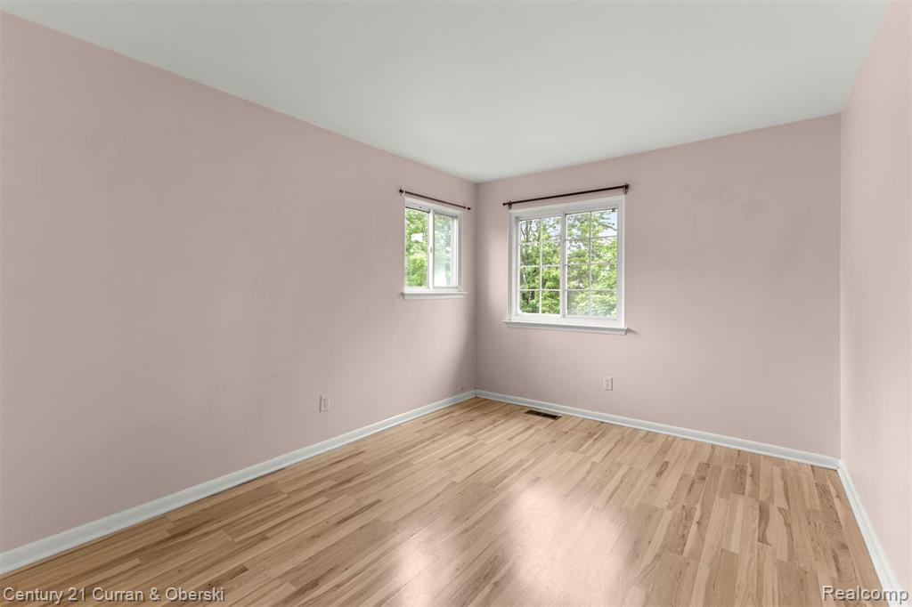 9032 Arlington Drive, Ypsilanti, MI 48198 — Photo 22