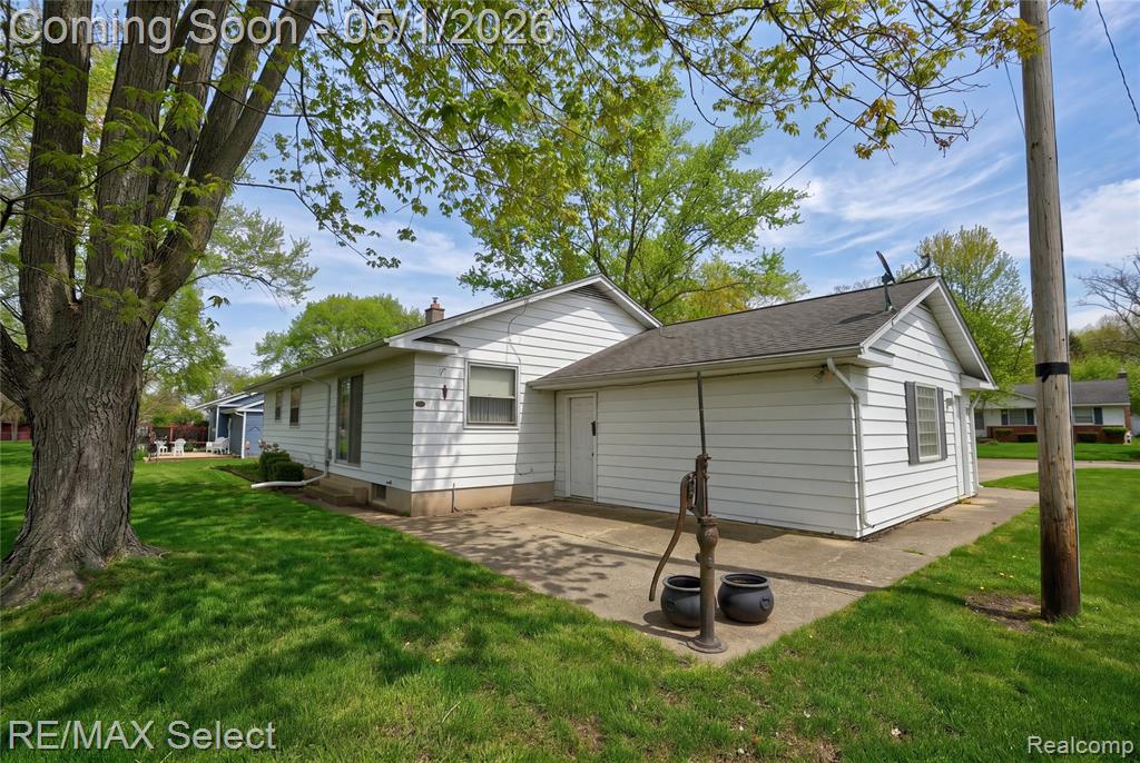 4476 Old Carriage Road, Flint, MI 48507 — Photo 4