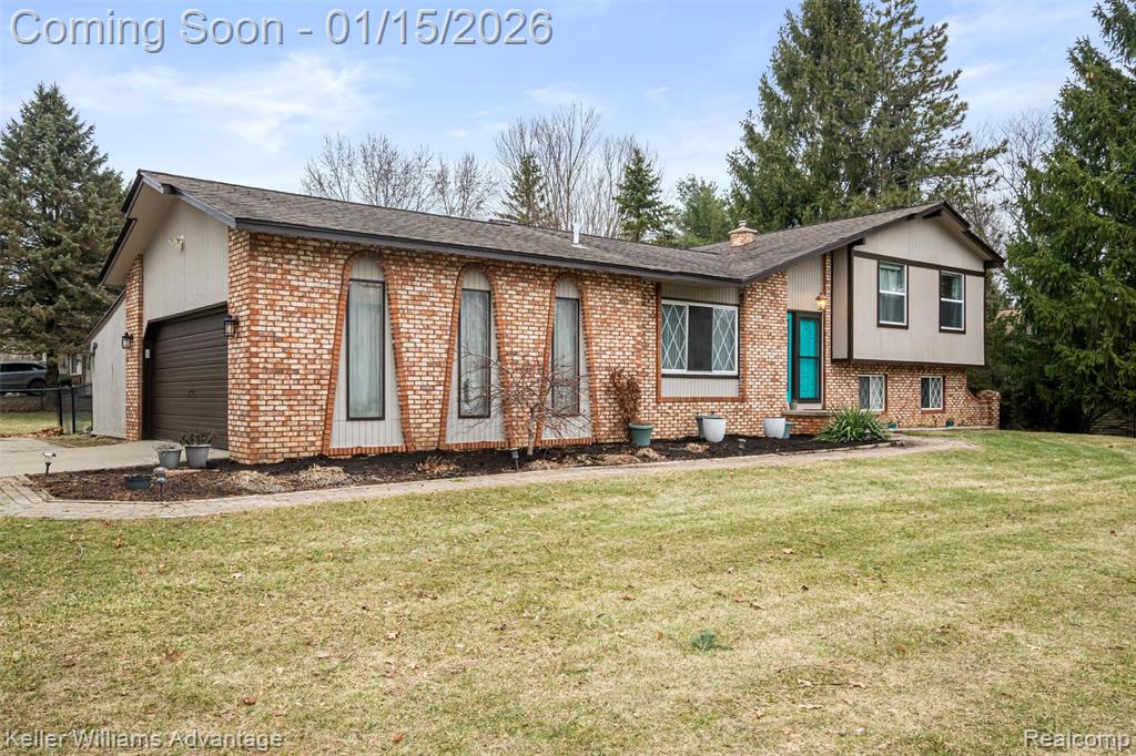 4101 Lake Knolls Drive, Oxford, MI 48371 — Photo 2