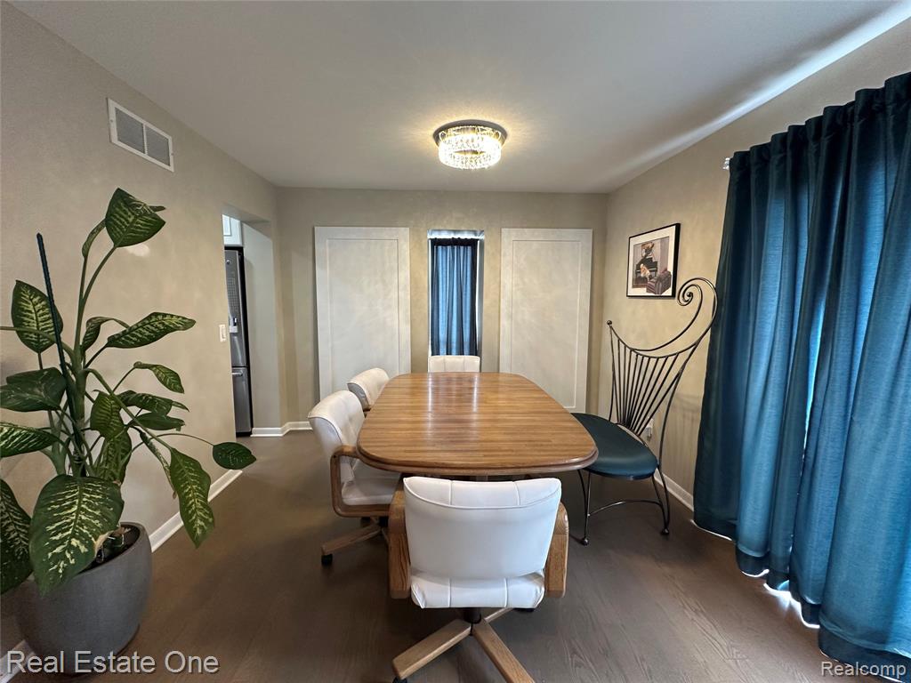 410 Willow Grove Lane, Rochester Hills, MI 48307 — Photo 13