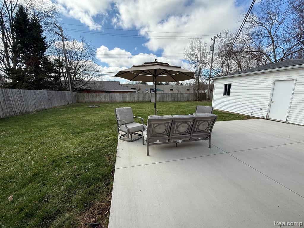 6035 GRAPER Drive, Waterford, MI 48329 — Photo 21