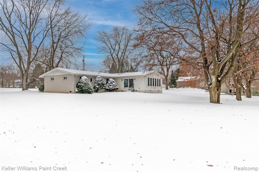 3510 W Orchard Drive, Metamora, MI 48455 — Photo 5