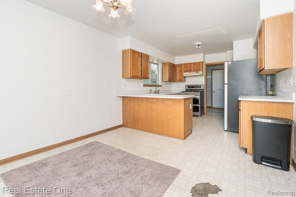 48749 Smokey Glen Court, New Baltimore, MI — Photo 26