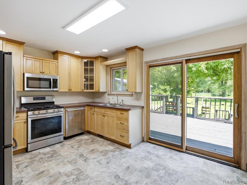 2861 Church Road, Columbus, MI — Photo 12