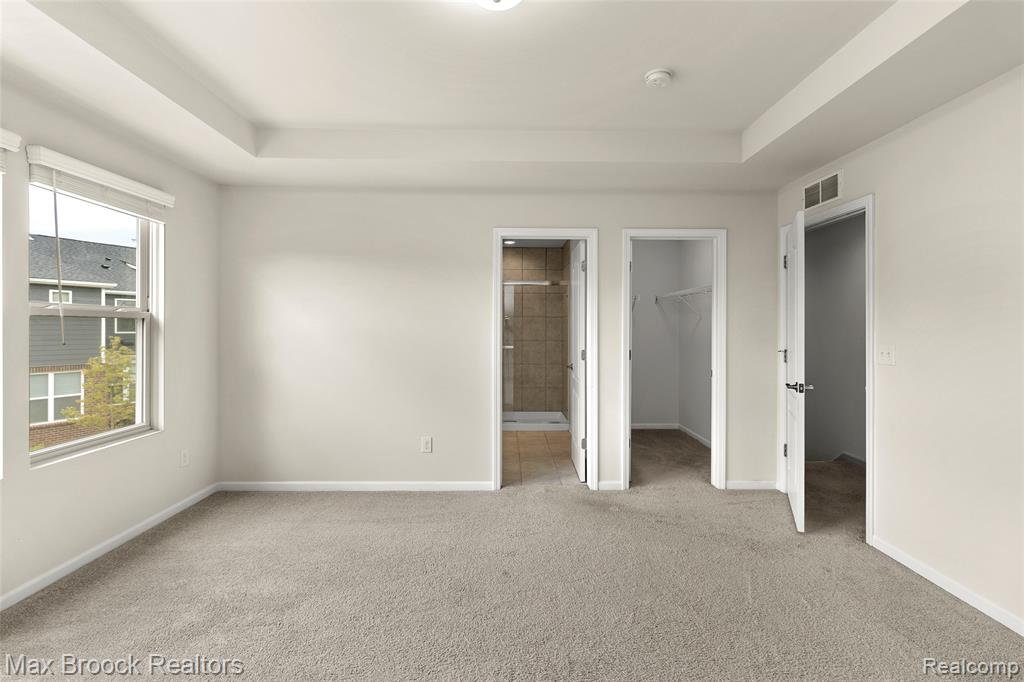 43474 CHANCELLOR Lane SE, Novi, MI — Photo 17