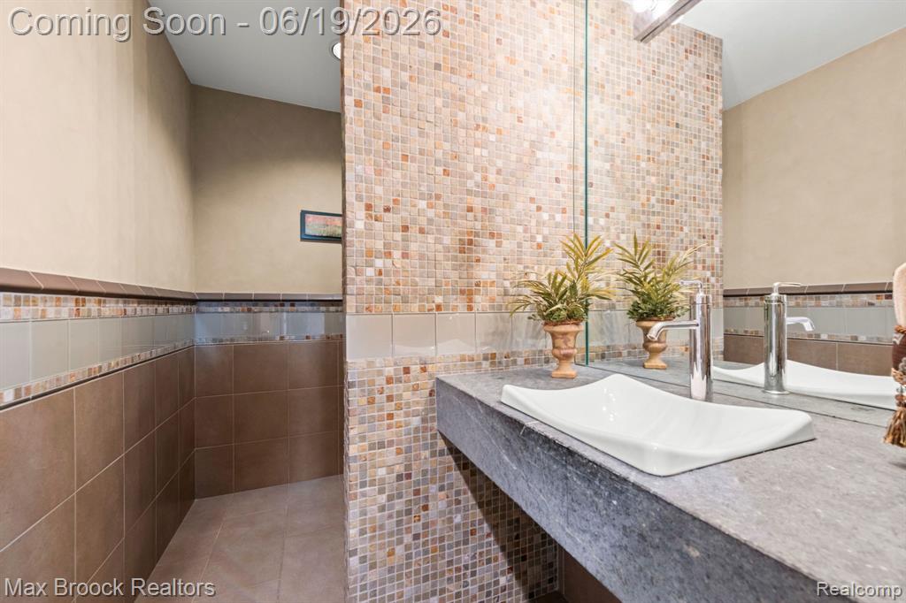 40360 Harmony Lane, Northville, MI 48167 — Photo 34
