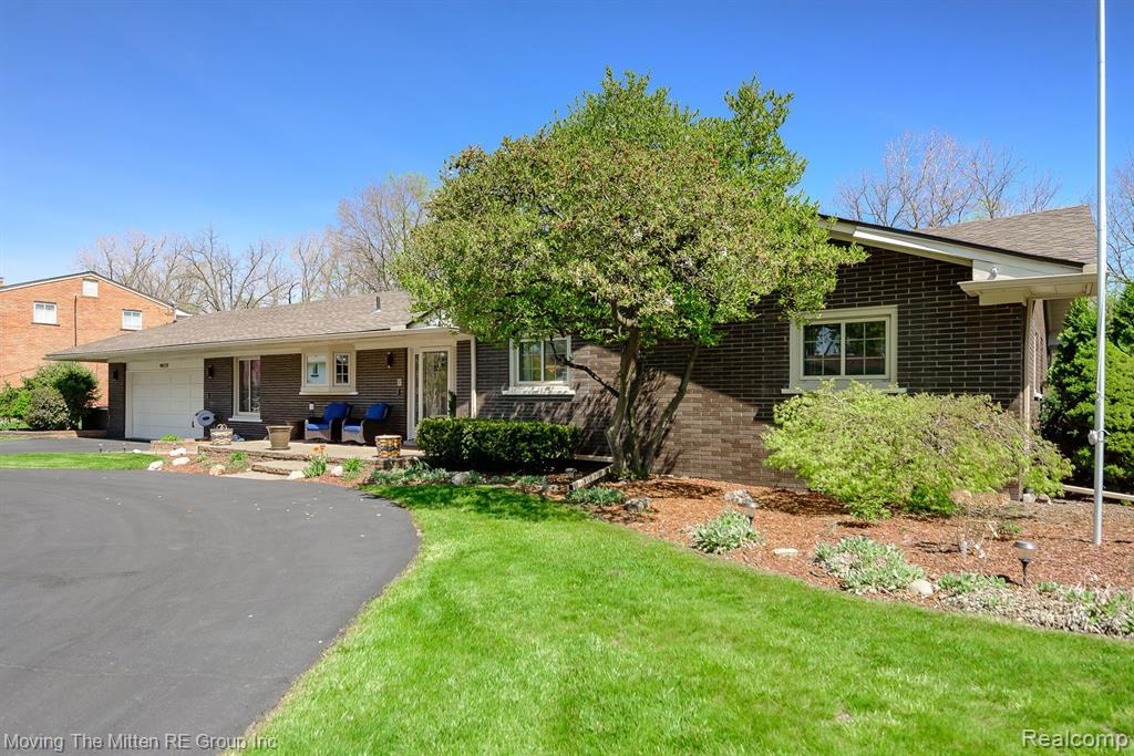 44119 HARMONY Lane, Van Buren, MI 48111 — Photo 3