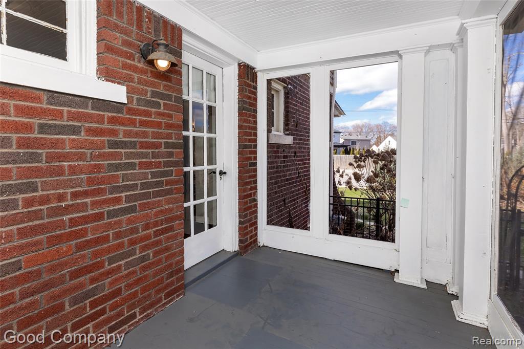 717 W 12 Mile Road, Royal Oak, MI 48073 — Photo 15