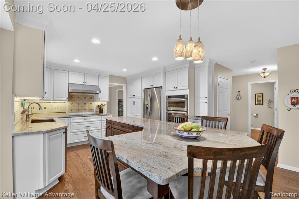 721 Remington Court, Commerce Twp, MI 48382 — Photo 18