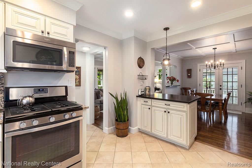 125 FRANKLIN Street, Milford, MI 48381 — Photo 16