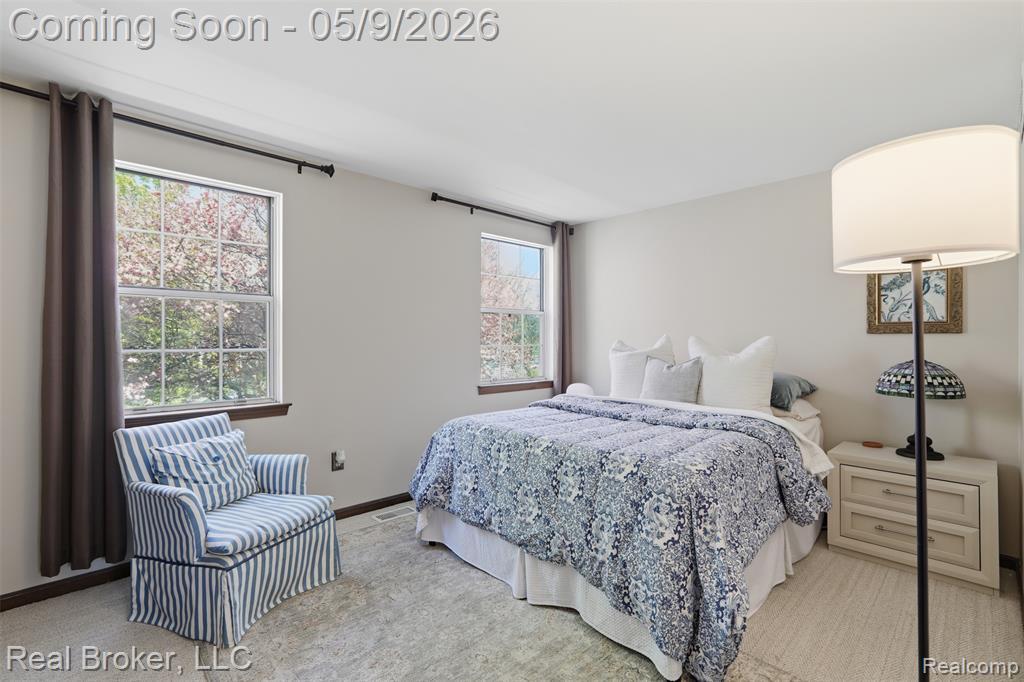 5037 Bantry Drive, West Bloomfield, MI — Photo 29