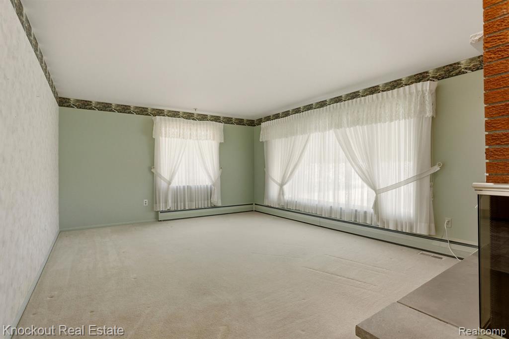 275 S Airport Road, Saginaw, MI 48601 — Photo 7