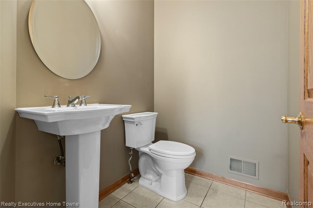 50 Golfside Drive, St. Clair, MI 48079 — Photo 15