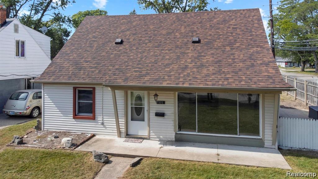 7331 Drexel Street, Dearborn Heights, MI 48127 — Photo 2