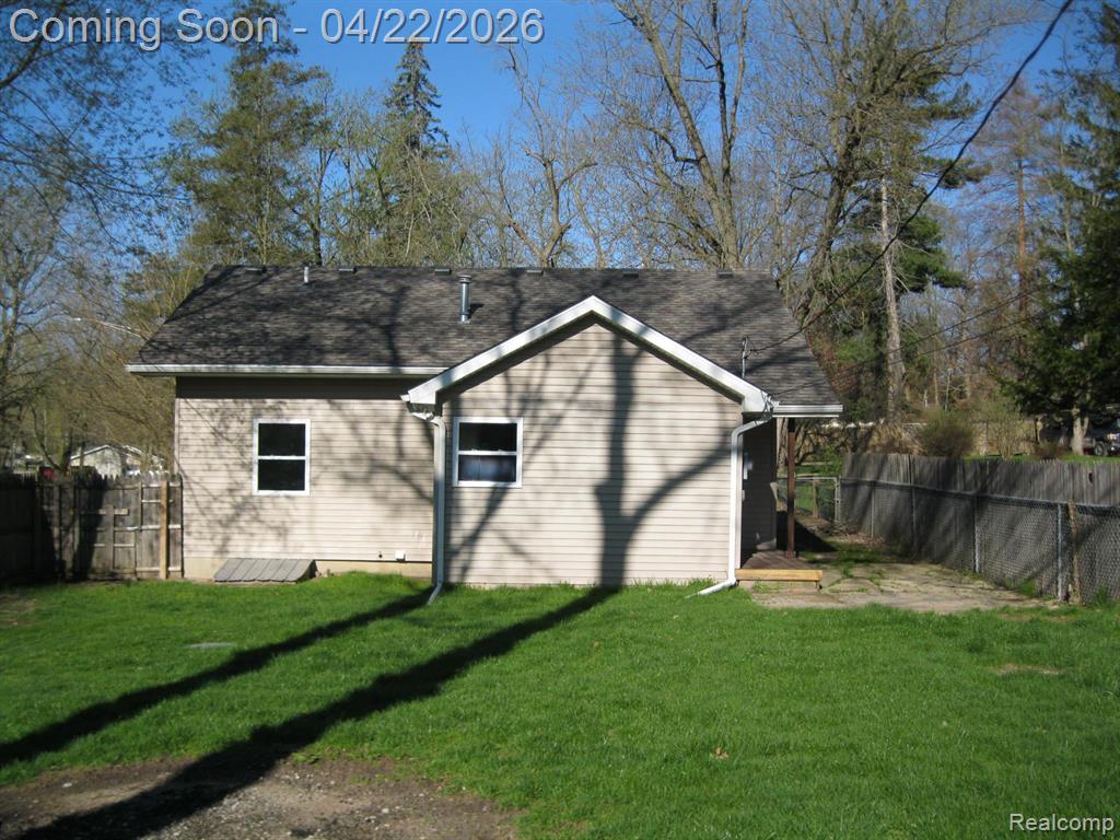 4916 Hillock, Highland, MI 48356 — Photo 6