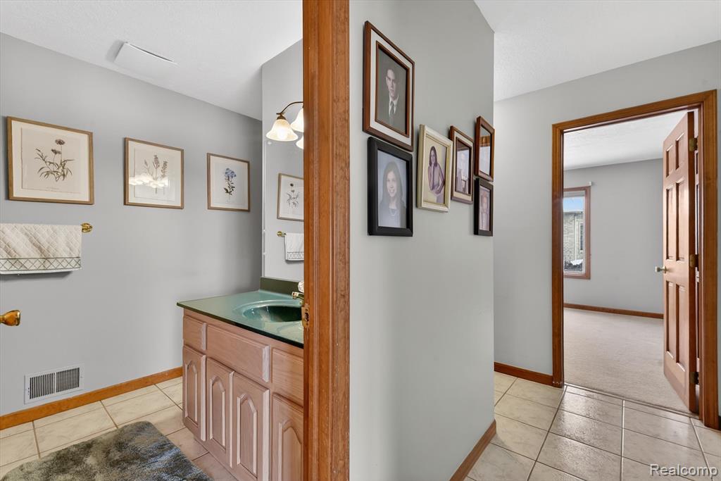 32874 Liparoto Drive, Rockwood, MI — Photo 25